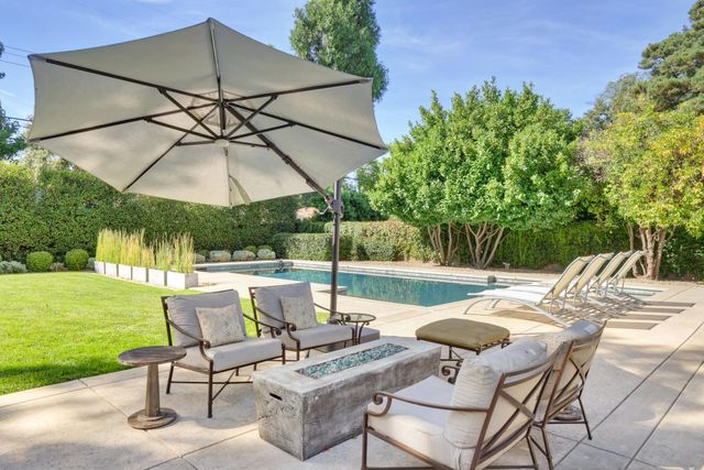 1609 Gary Way, Carmichael, CA 95608