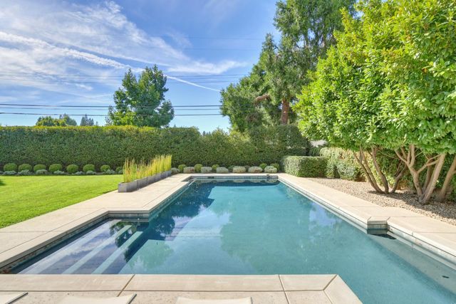 1609 Gary Way, Carmichael, CA 95608