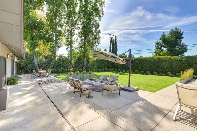 1609 Gary Way, Carmichael, CA 95608