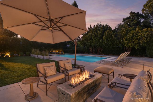 1609 Gary Way, Carmichael, CA 95608