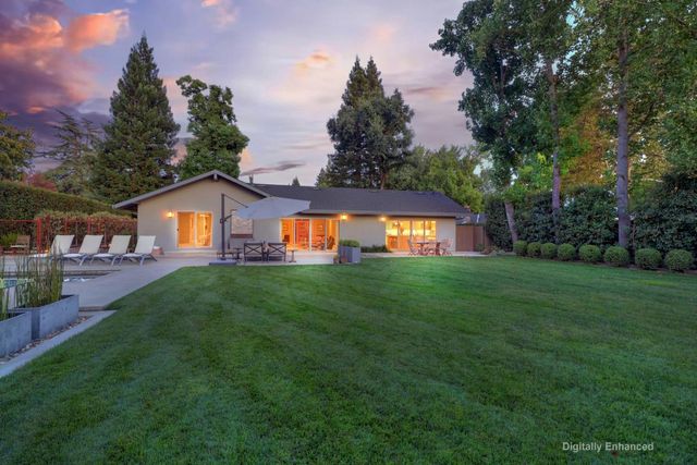 1609 Gary Way, Carmichael, CA 95608