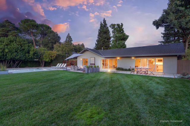 1609 Gary Way, Carmichael, CA 95608