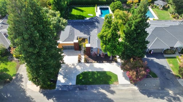 1609 Gary Way, Carmichael, CA 95608