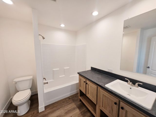 33027 W Cambridge Avenue, Tonopah, AZ 85354