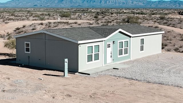 33027 W Cambridge Avenue, Tonopah, AZ 85354