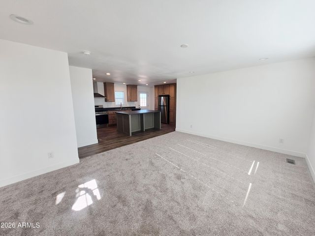 33027 W Cambridge Avenue, Tonopah, AZ 85354