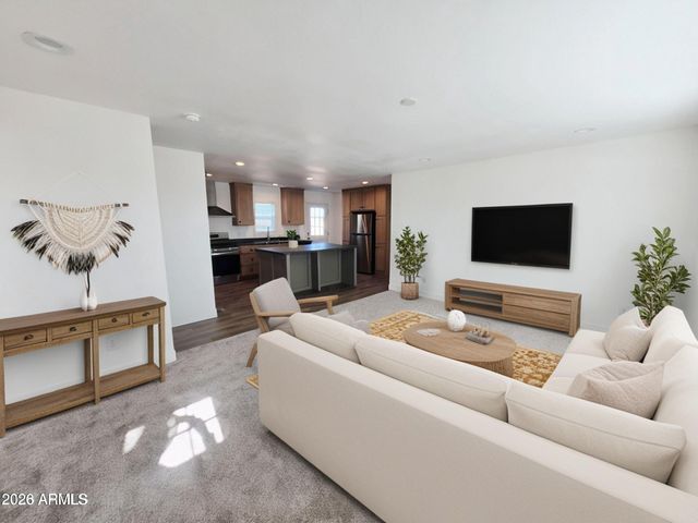 33027 W Cambridge Avenue, Tonopah, AZ 85354