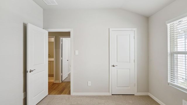 821 Sunflower Road, Lavon, TX 75166