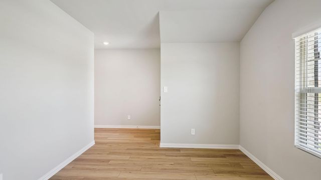 821 Sunflower Road, Lavon, TX 75166