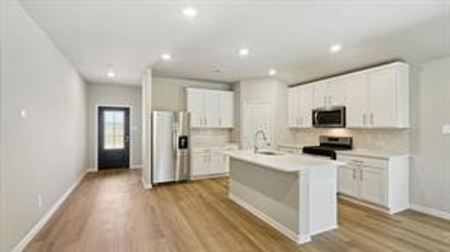 821 Sunflower Road, Lavon, TX 75166