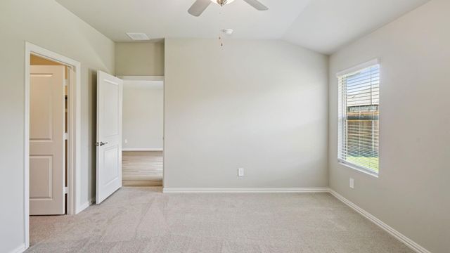 821 Sunflower Road, Lavon, TX 75166