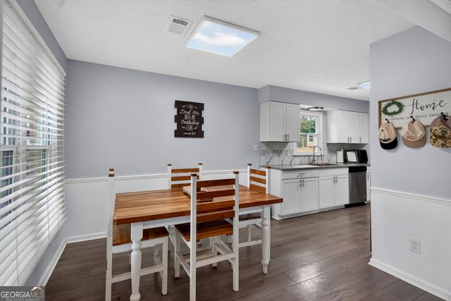 107 N Barnard Avenue, Lagrange, GA 30241