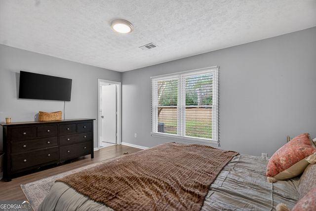 107 N Barnard Avenue, Lagrange, GA 30241