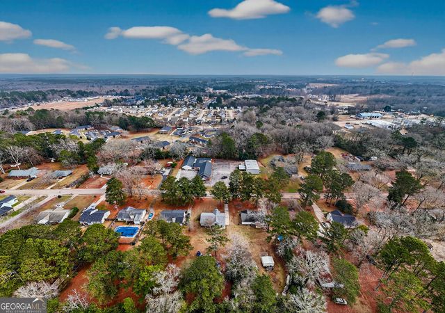 107 N Barnard Avenue, Lagrange, GA 30241