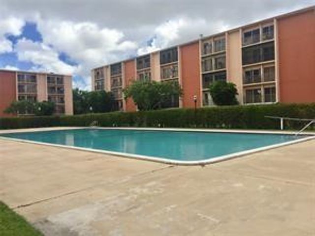 8610 N Sherman Circle 204, Miramar, FL 33025