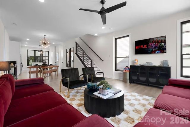 223 Freeland Lane, Charlotte, NC 28217