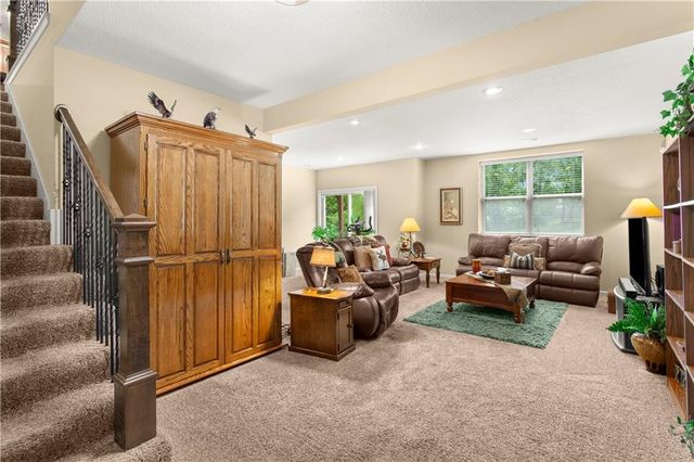 3404 S Wood Avenue, Blue Springs, MO 64015