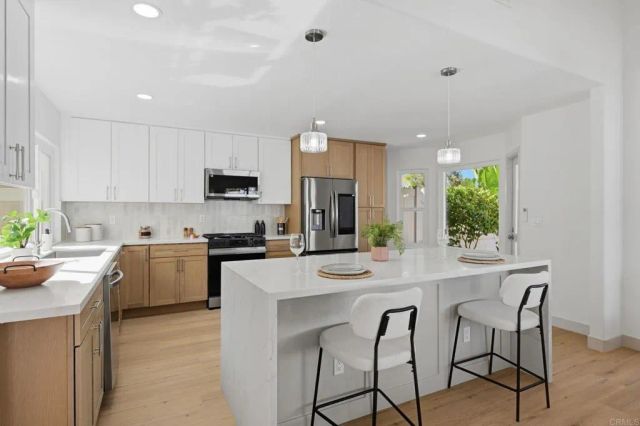 4708 Galicia Way, Oceanside, CA 92056
