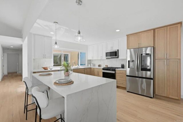 4708 Galicia Way, Oceanside, CA 92056