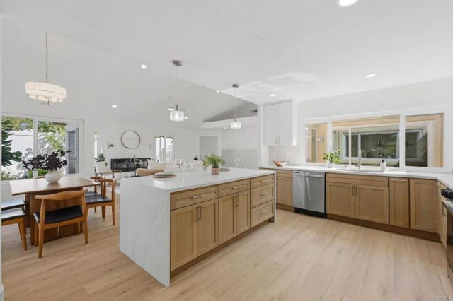 4708 Galicia Way, Oceanside, CA 92056