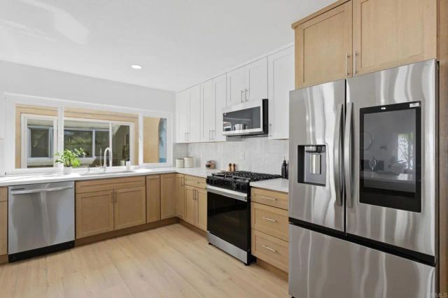 4708 Galicia Way, Oceanside, CA 92056