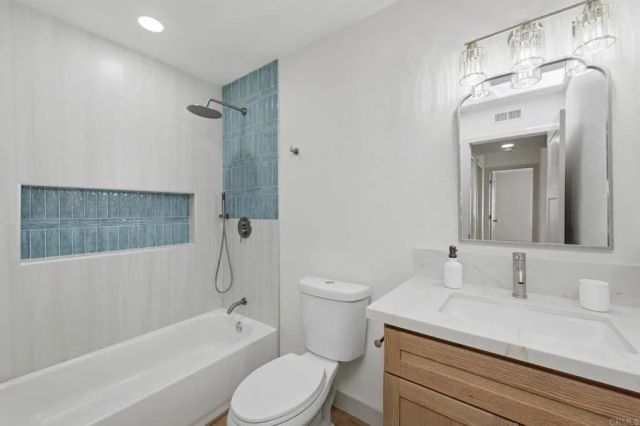 4708 Galicia Way, Oceanside, CA 92056
