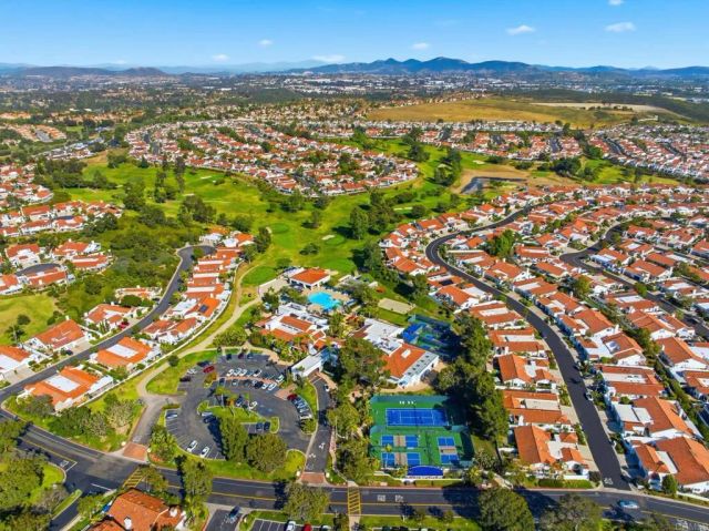 4708 Galicia Way, Oceanside, CA 92056