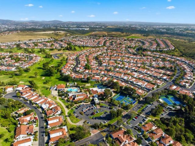 4708 Galicia Way, Oceanside, CA 92056