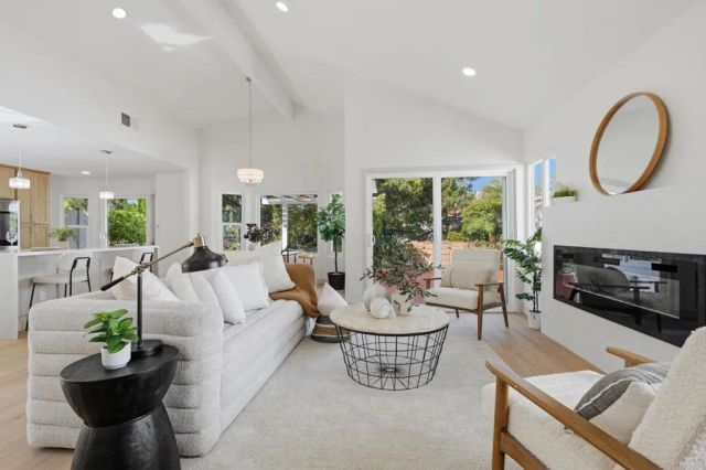 4708 Galicia Way, Oceanside, CA 92056