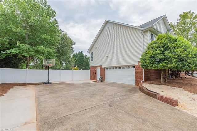 7340 Franklin Road, Lewisville, NC 27023