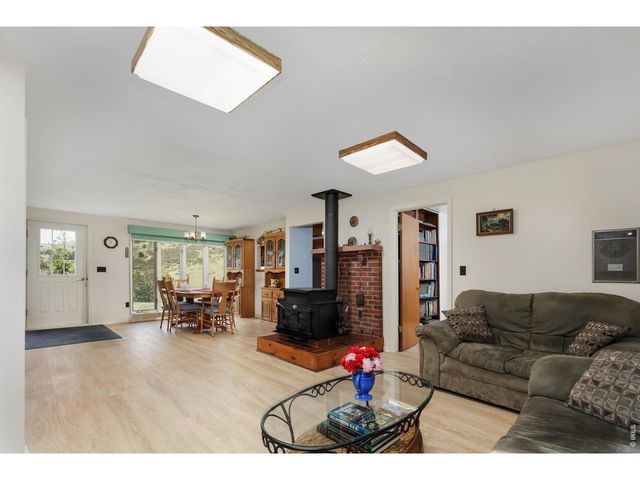 15950 Dakota Ridge Rd, Longmont, CO 80503