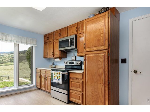 15950 Dakota Ridge Rd, Longmont, CO 80503