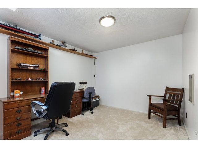 15950 Dakota Ridge Rd, Longmont, CO 80503