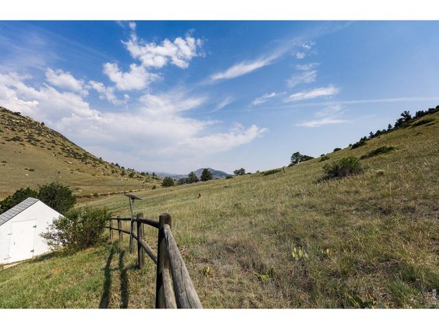15950 Dakota Ridge Rd, Longmont, CO 80503