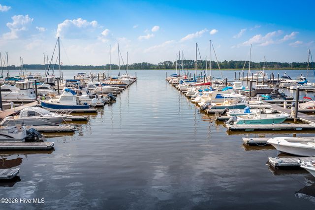 421 Cypress Landing Trail, Chocowinity, NC 27817