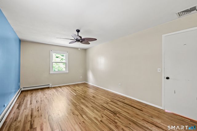 8 Fleetwood Drive, New Fairfield, CT 06812