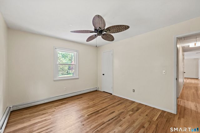 8 Fleetwood Drive, New Fairfield, CT 06812