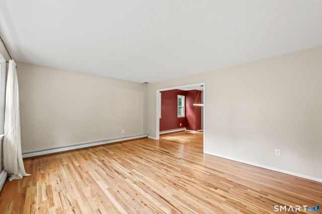 8 Fleetwood Drive, New Fairfield, CT 06812