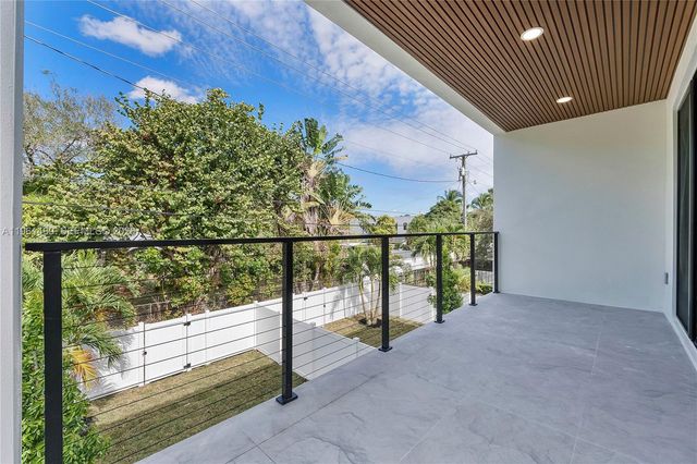 701 SW 17th Street, Fort Lauderdale, FL 33315