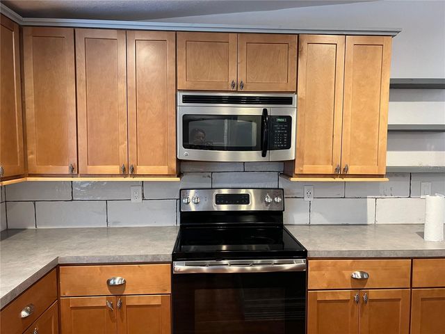 170 AUTUMN COURT, St Cloud, FL 34771