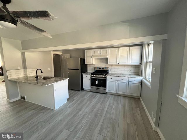 6853 SYLVESTER ST, Philadelphia, PA 19149