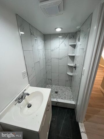 6853 SYLVESTER ST, Philadelphia, PA 19149