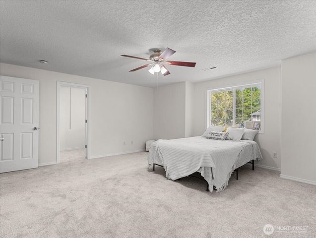 181 Marty Loop, Woodland, WA 98674