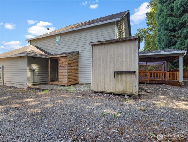 181 Marty Loop, Woodland, WA 98674