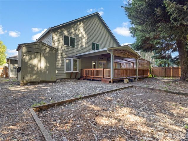 181 Marty Loop, Woodland, WA 98674