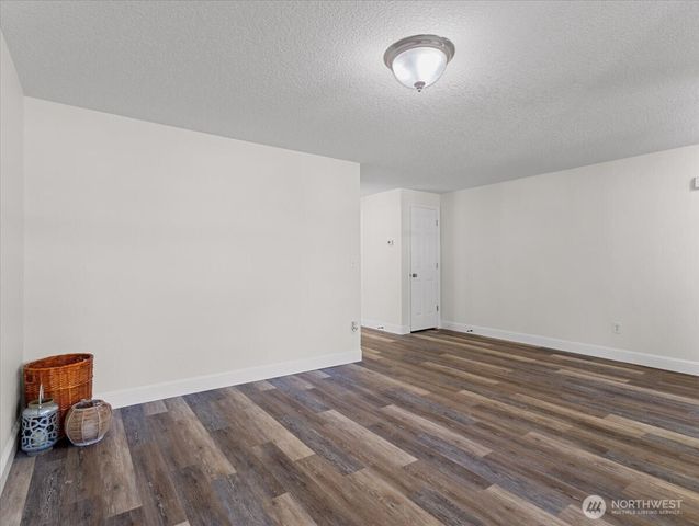 181 Marty Loop, Woodland, WA 98674