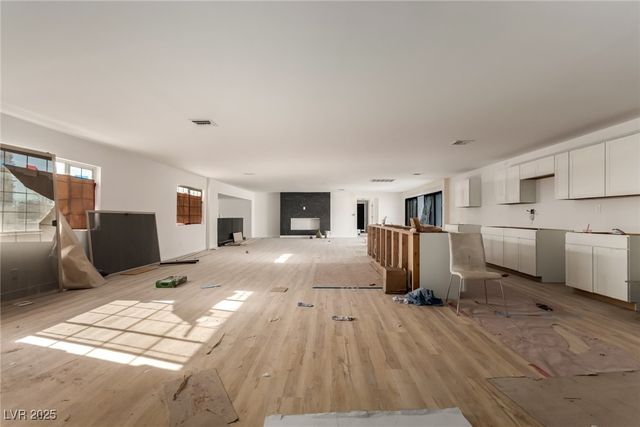 2486 Leigh Avenue, Las Vegas, NV 89120