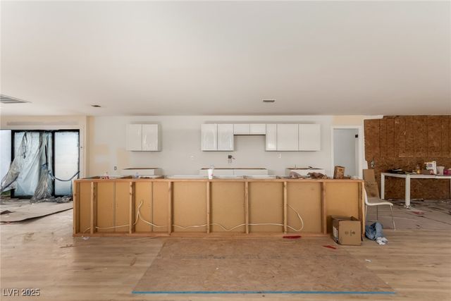 2486 Leigh Avenue, Las Vegas, NV 89120