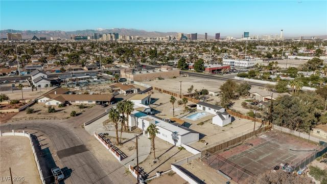 2486 Leigh Avenue, Las Vegas, NV 89120