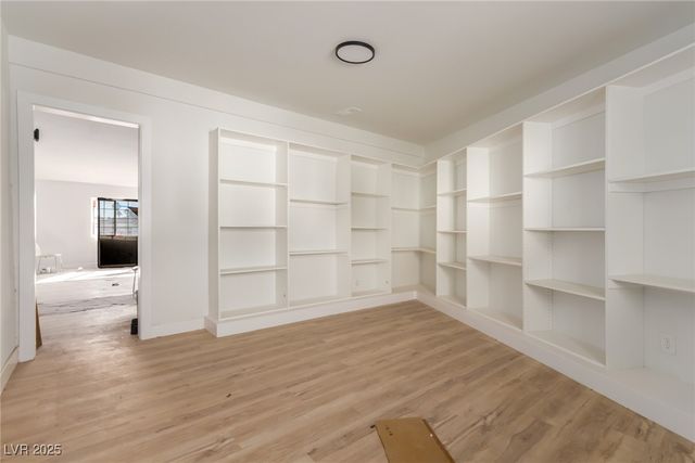 2486 Leigh Avenue, Las Vegas, NV 89120